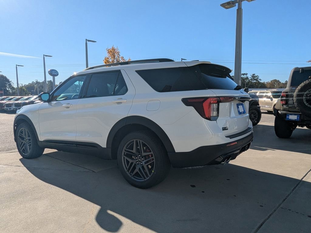 New 2026 Ford Explorer ST w/ Sun And Sound Package image 6