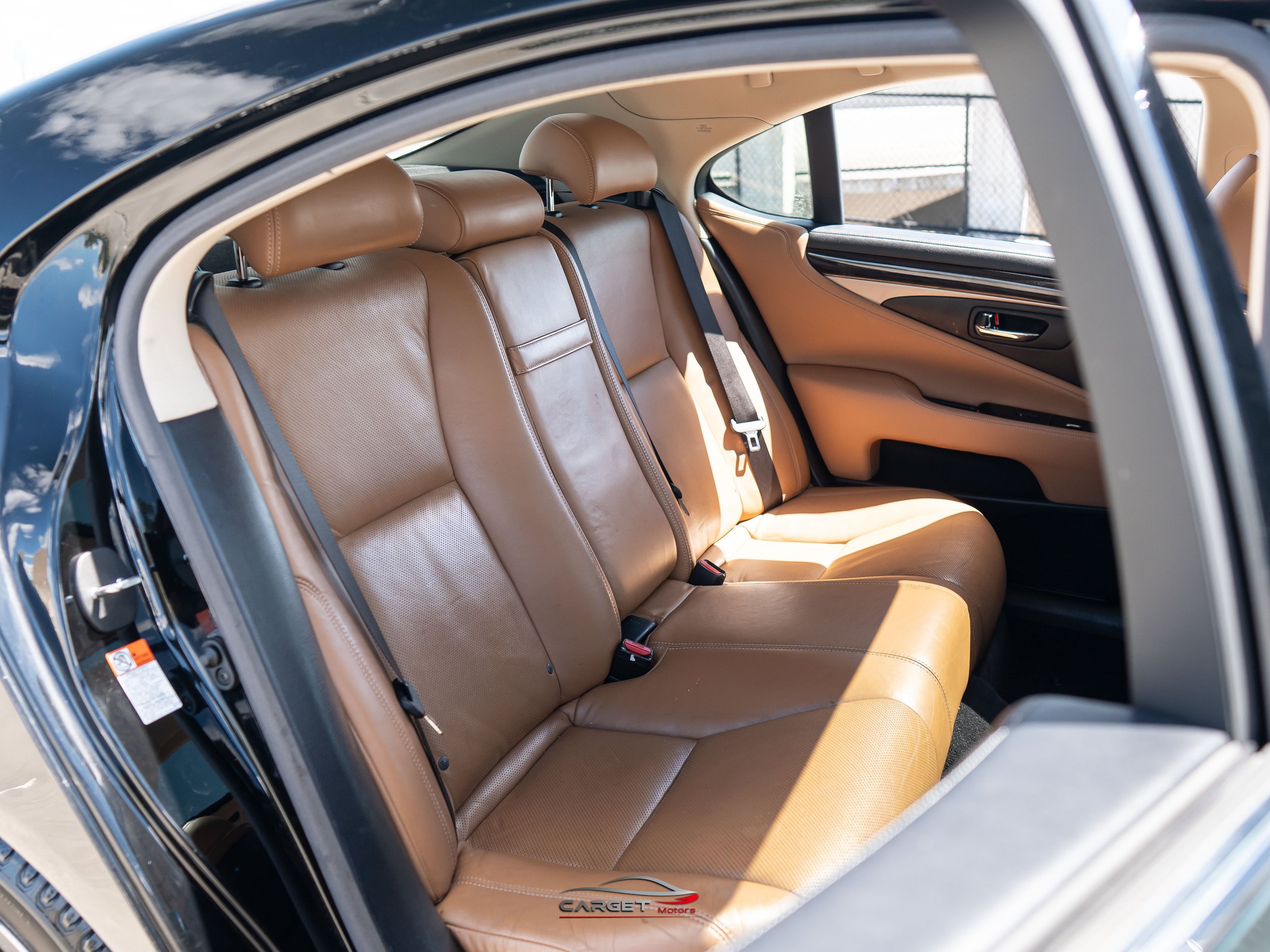 Used 2016 Lexus LS 460 AWD w/ Comfort Package image 18