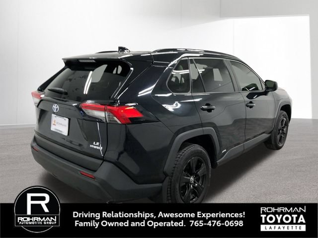 Used 2022 Toyota RAV4 LE AWD/4WD image 6