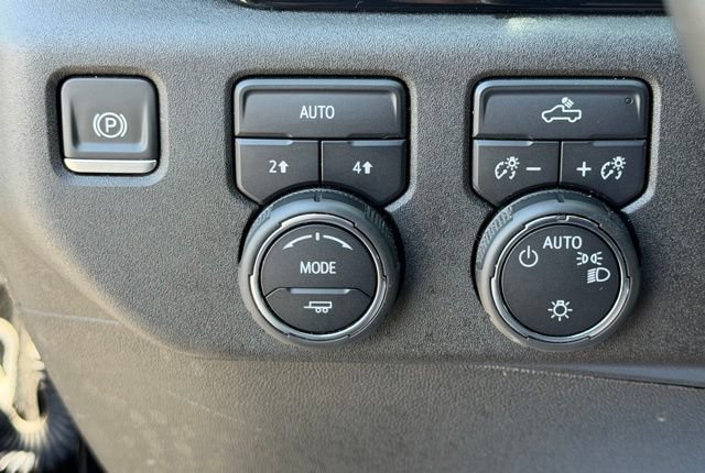 Certified 2023 Chevrolet Silverado 1500 LT AWD/4WD image 28