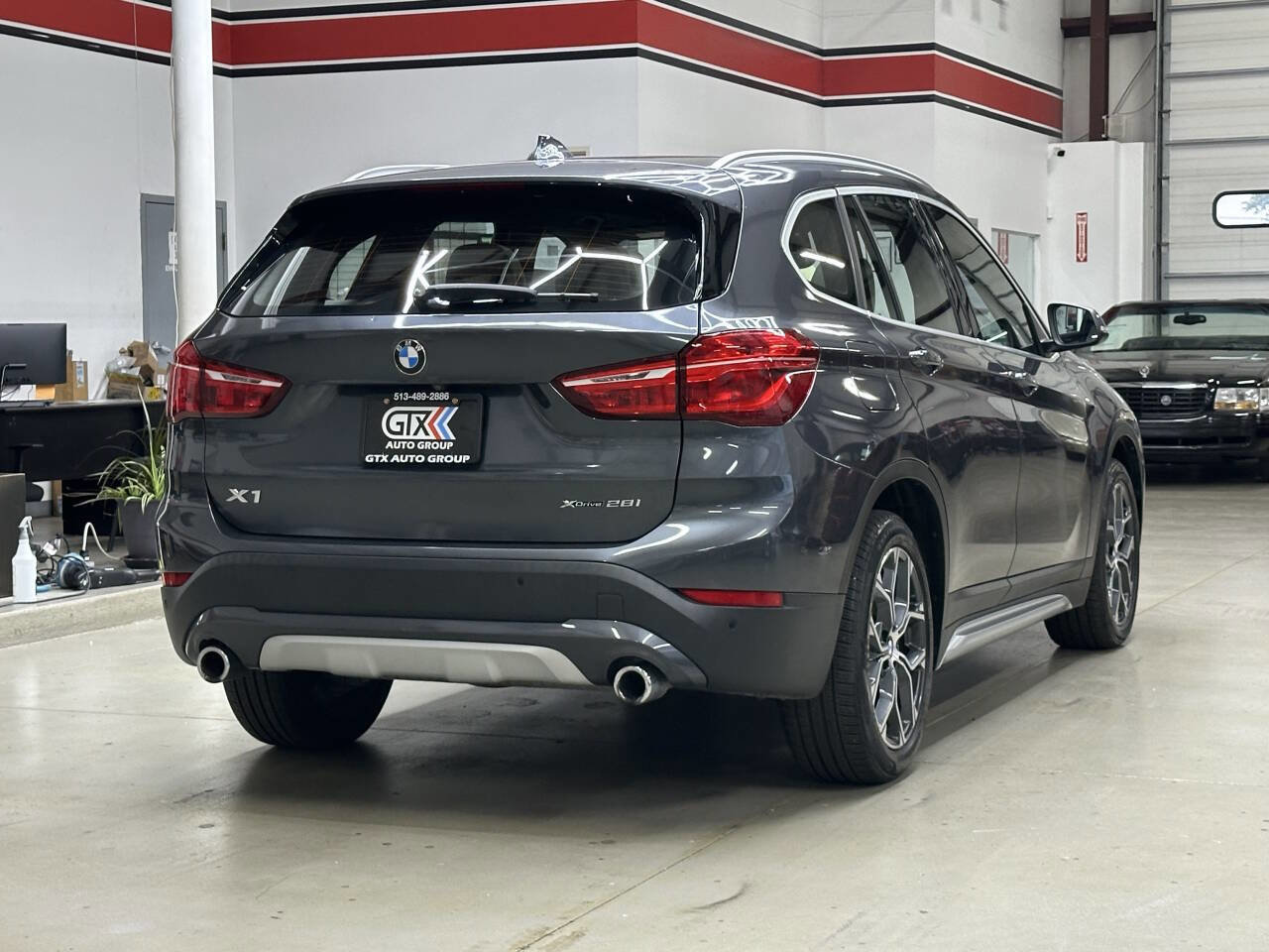 Used 2021 BMW X1 xDrive28i w/ Convenience Package image 2