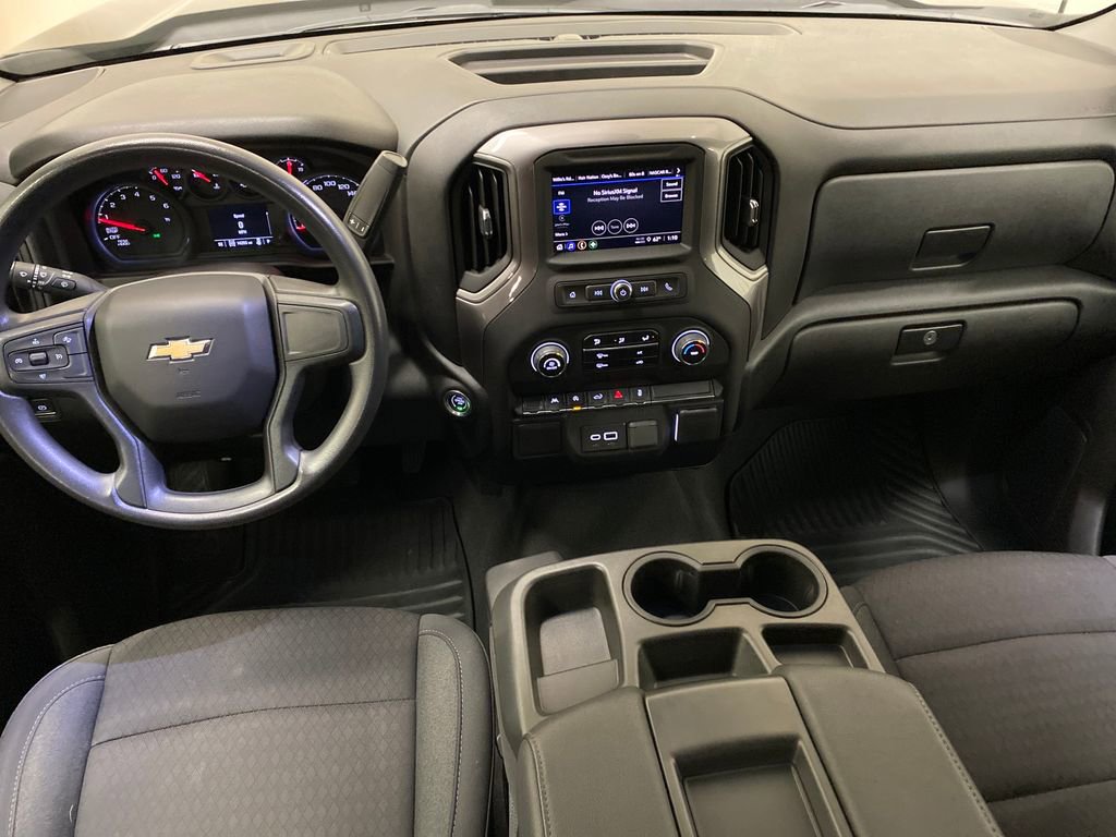 Used 2023 Chevrolet Silverado 1500 Custom image 23