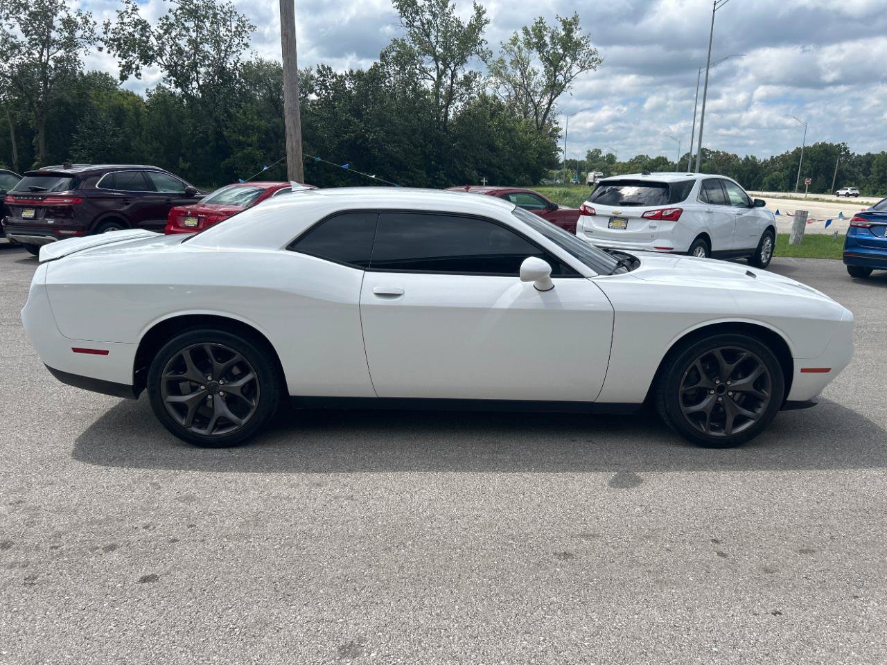 Used 2019 Dodge Challenger SXT w/ Plus Package RWD image 4