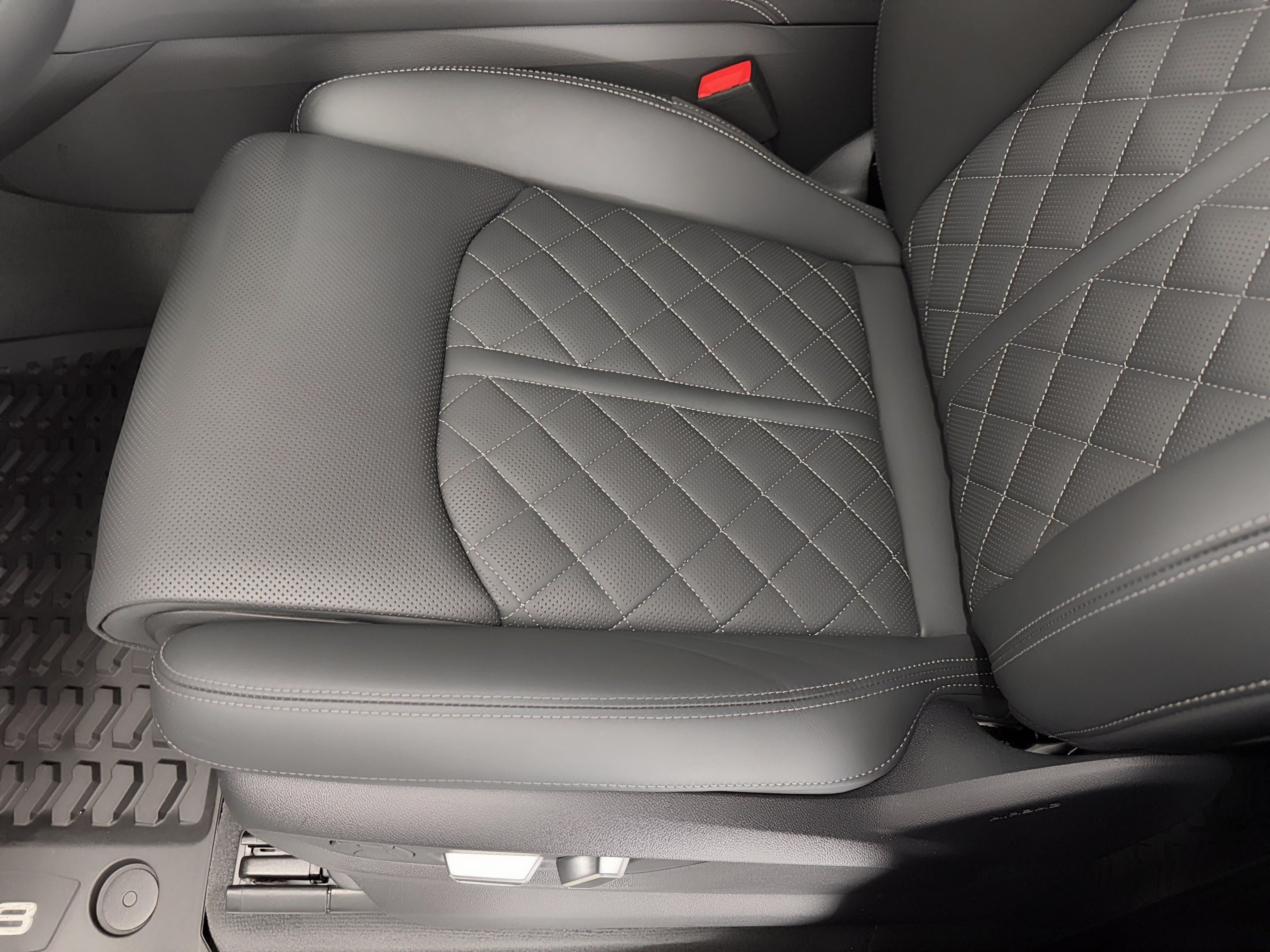 New 2026 Audi SQ8 Premium Plus AWD/4WD image 16