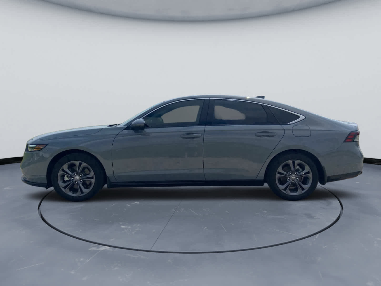 Used 2025 Honda Accord EX-L image 10
