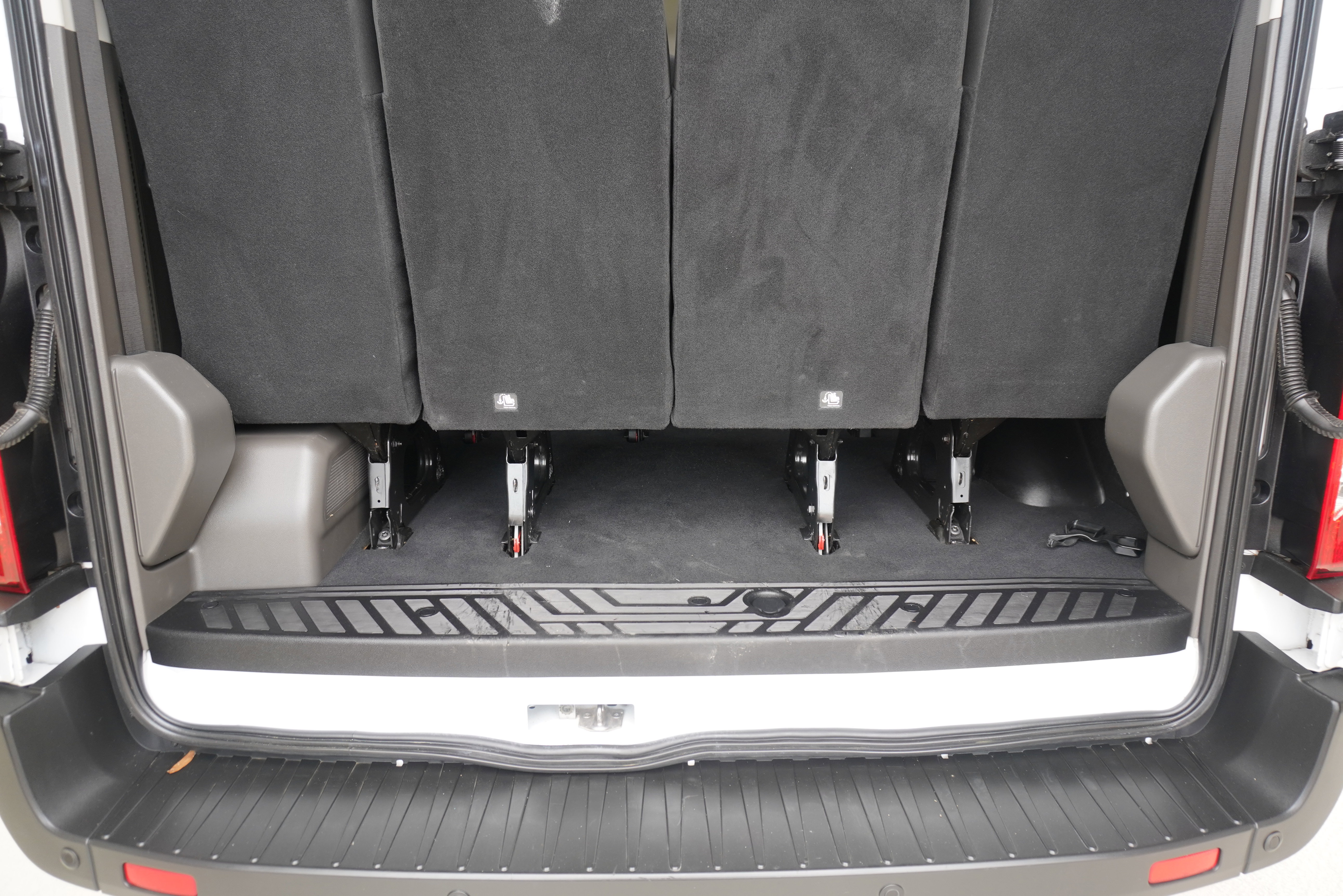 Used 2023 Ford Transit 350 XLT RWD image 22