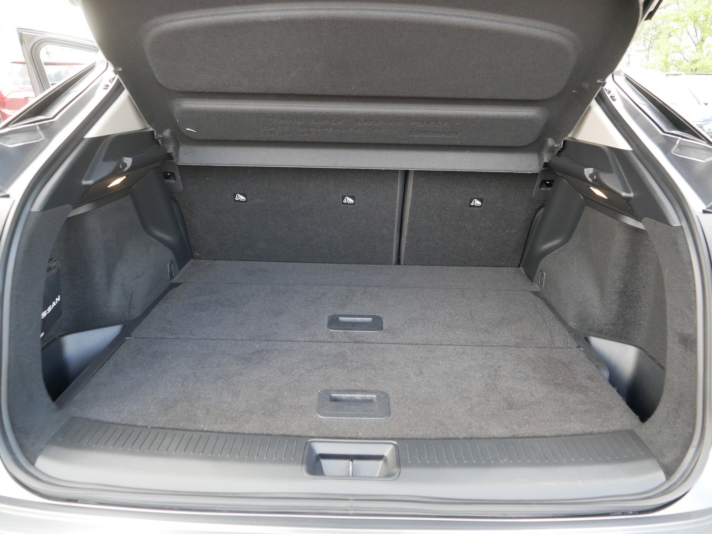 Certified 2023 Nissan Ariya AWD image 18