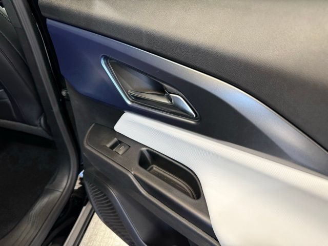 New 2026 Chevrolet Equinox EV LT AWD/4WD image 24