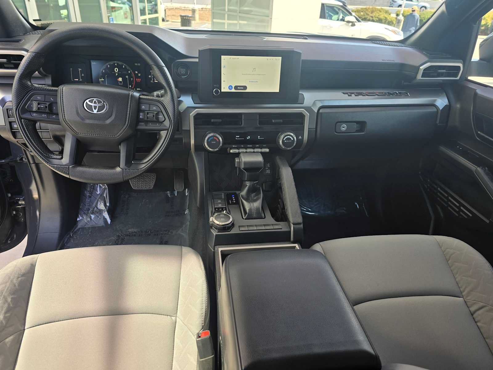 Used 2025 Toyota Tacoma SR5 AWD/4WD image 27