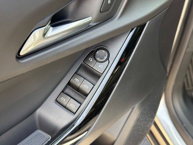 New 2026 Chevrolet Equinox LT FWD image 19