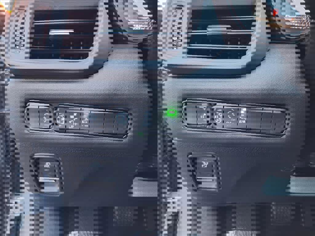 Certified 2025 Acura TLX w/ Technology Package image 14