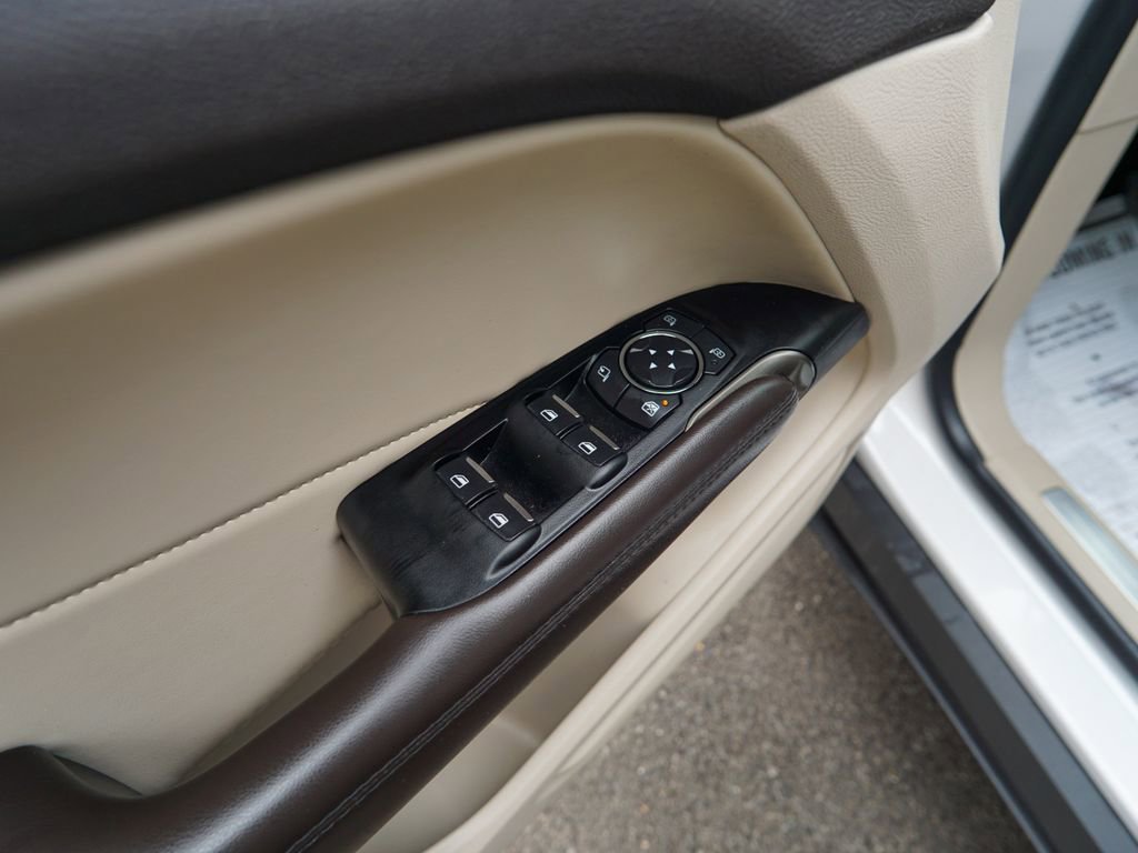 Used 2019 Lincoln MKC Reserve image 18