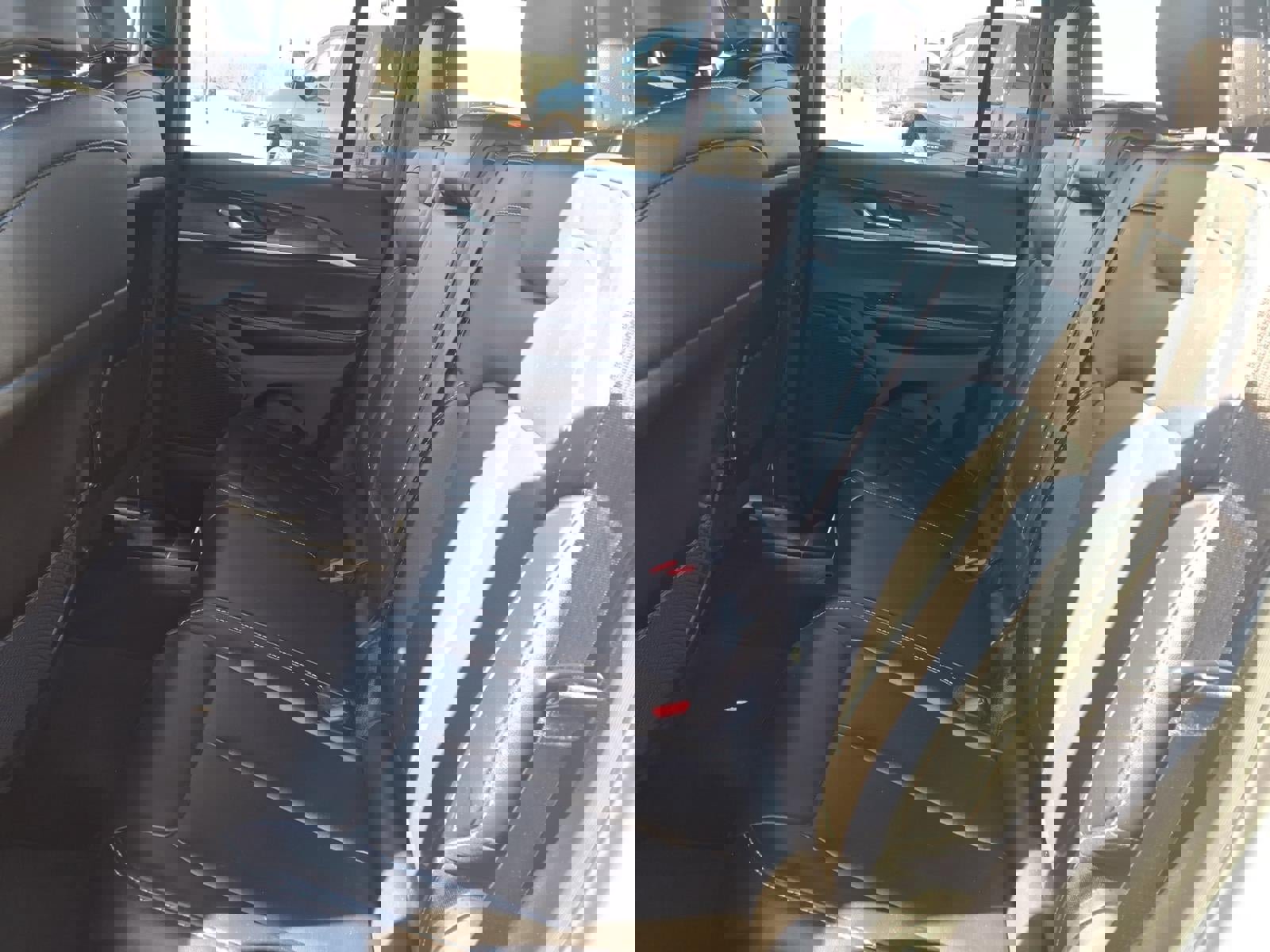 Used 2024 Jeep Grand Cherokee Limited image 17