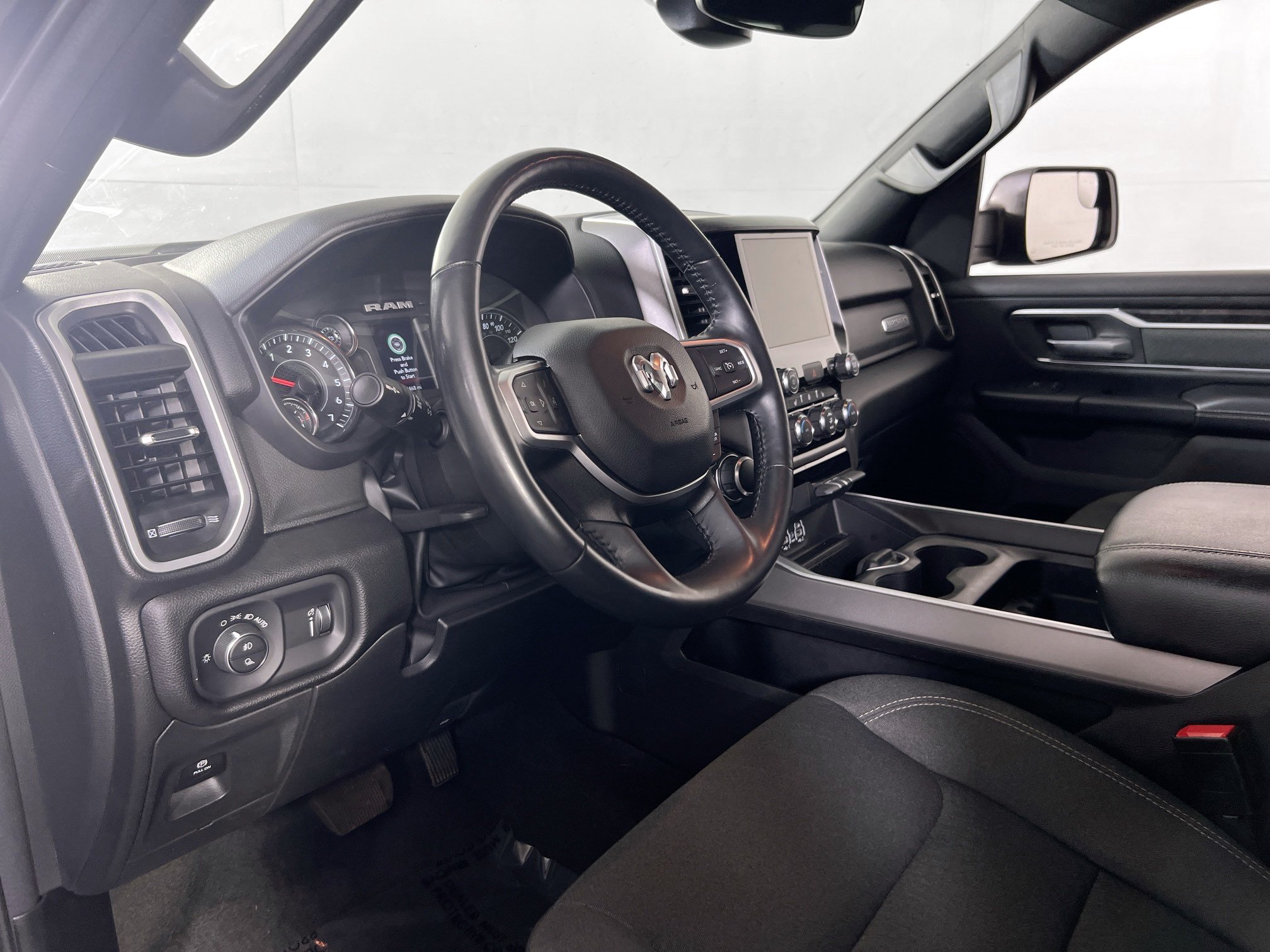 Used 2023 RAM 1500 Big Horn AWD/4WD image 9
