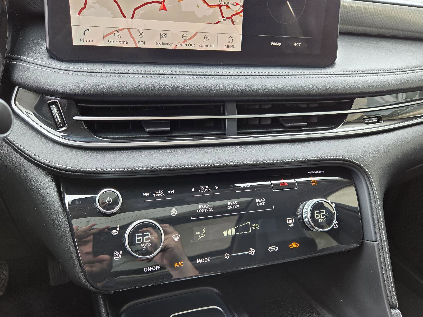 Certified 2023 INFINITI QX60 Luxe w/ Vision Package image 25