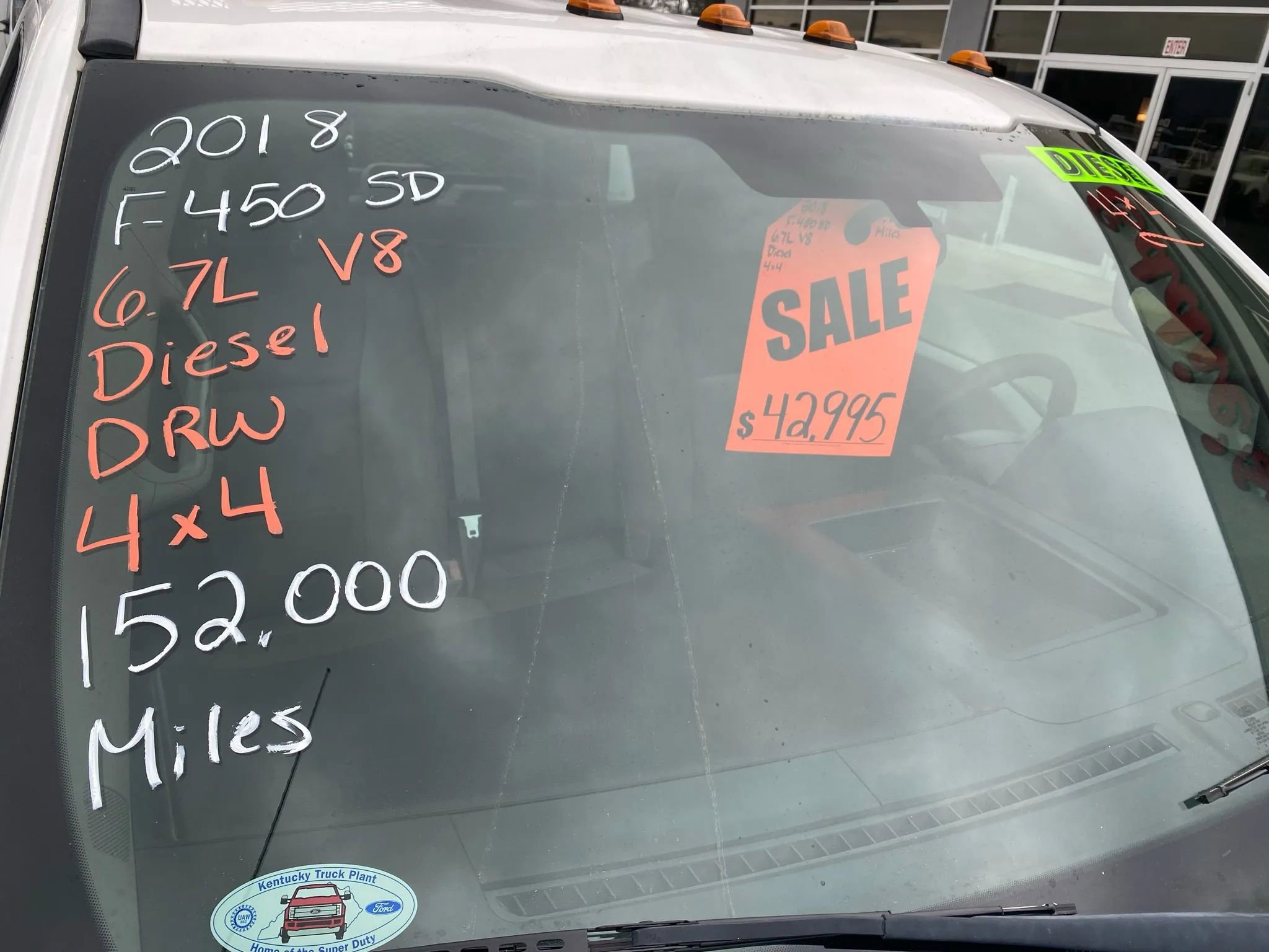 Used 2018 Ford F450 XL w/ Power Equipment Group image 3