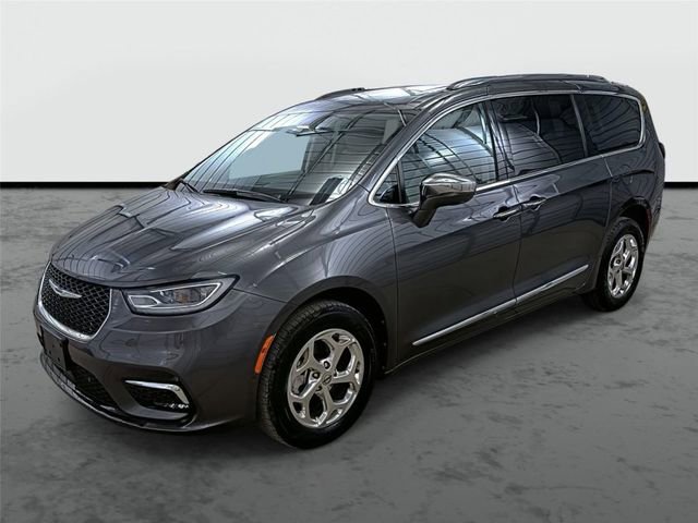 Used 2021 Chrysler Pacifica Limited w/ Premium & Safety Sphere Group image 18