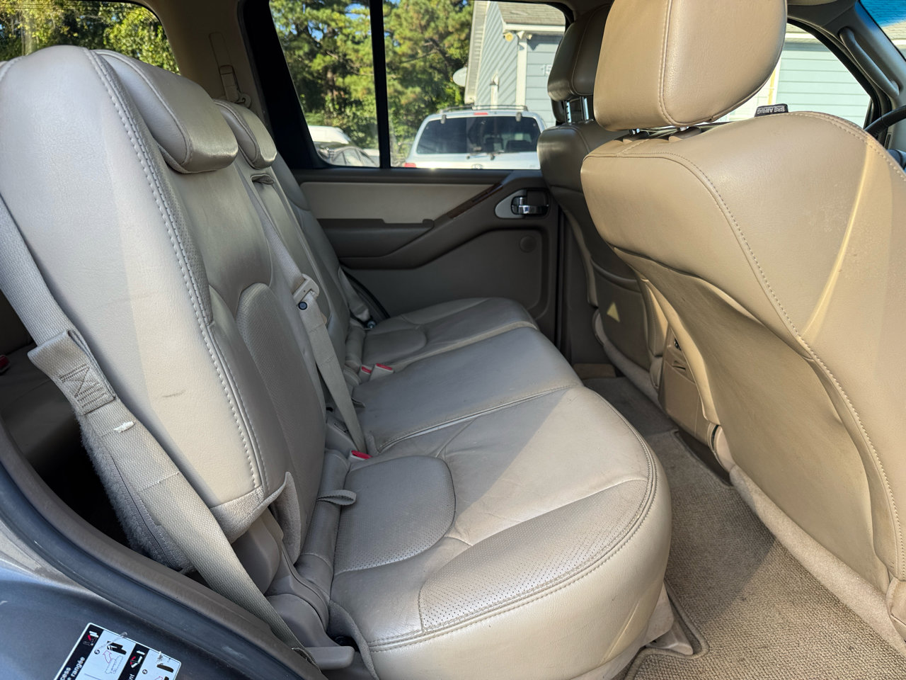 Used 2006 Nissan Pathfinder LE image 22