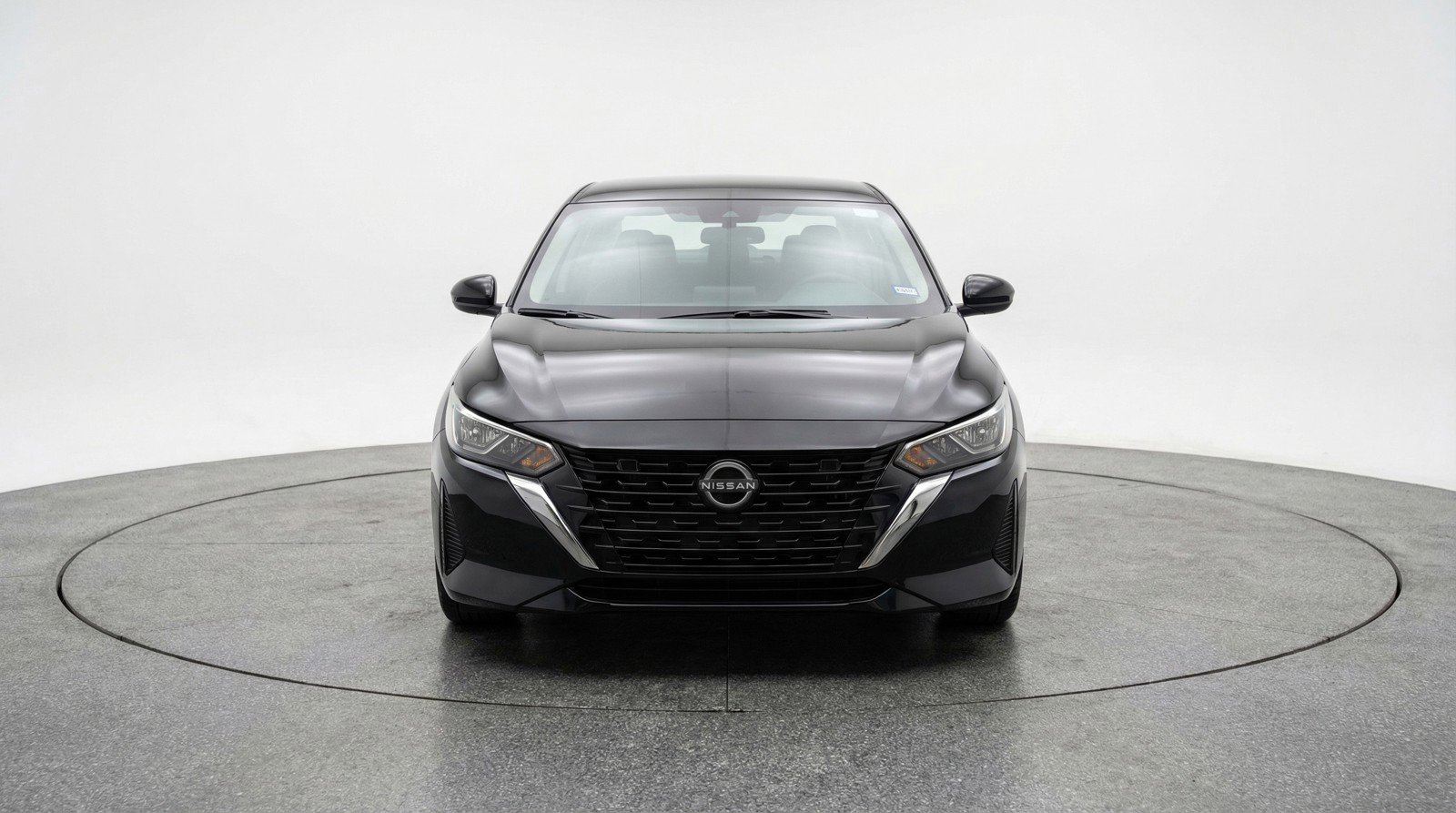 Used 2025 Nissan Sentra SV image 2