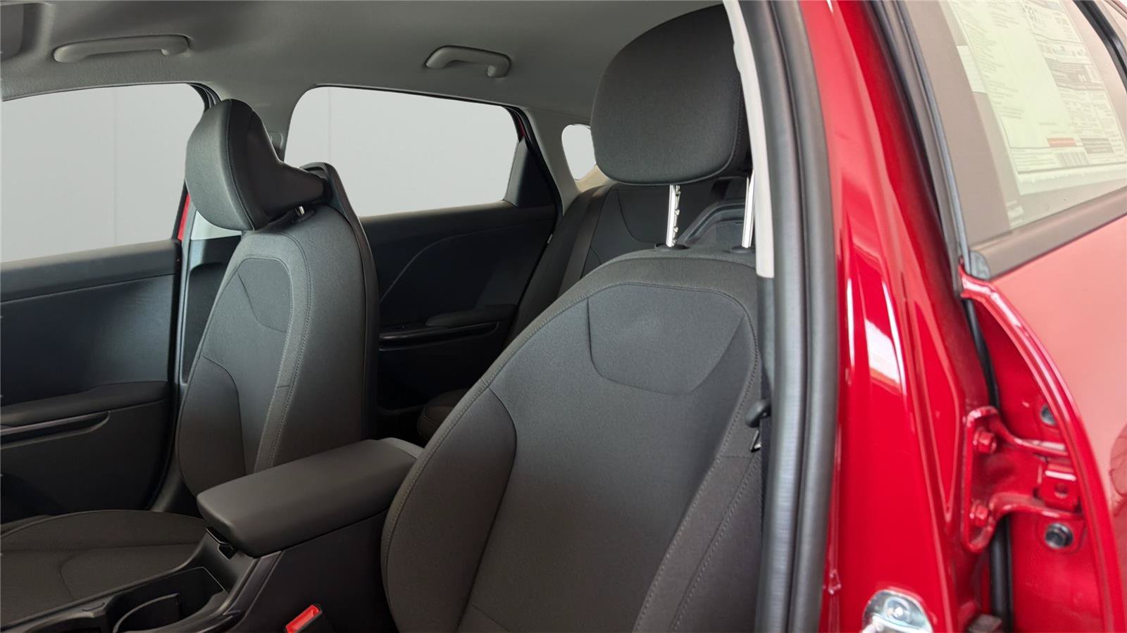New 2026 Kia K4 FWD image 10