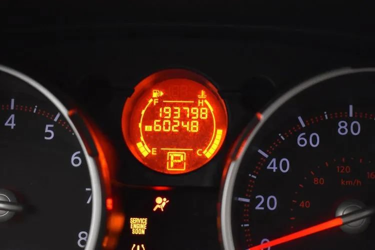 Used 2010 Nissan Rogue S AWD/4WD image 14