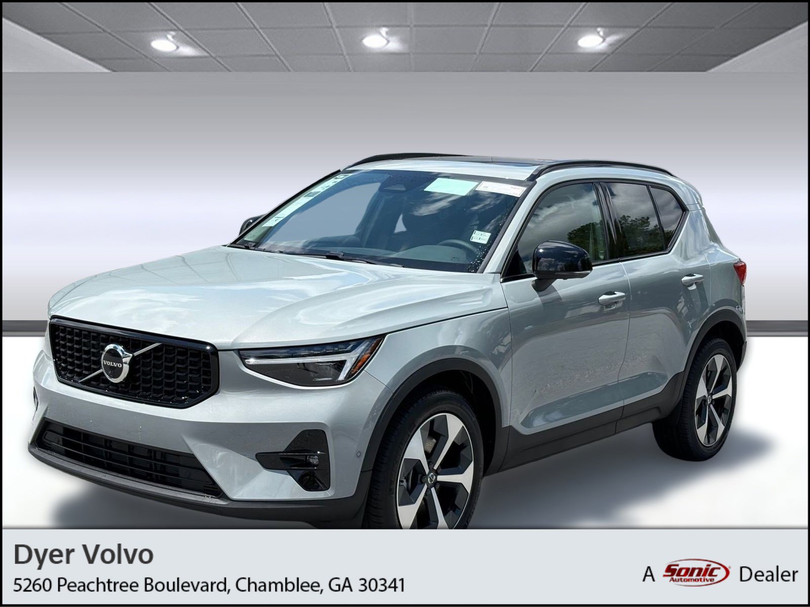 New 2026 Volvo XC40 B5 Plus w/ Protection Package Premier