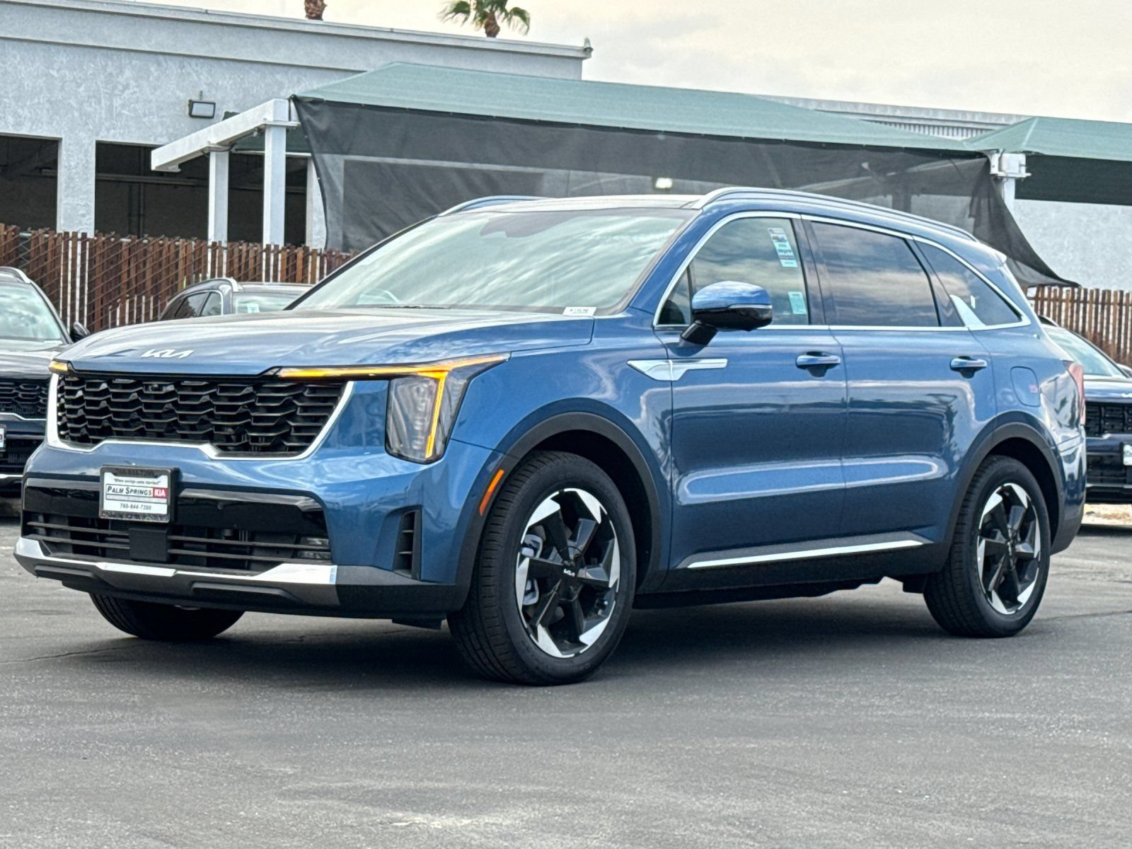 Certified 2025 Kia Sorento SX Prestige AWD/4WD image 7