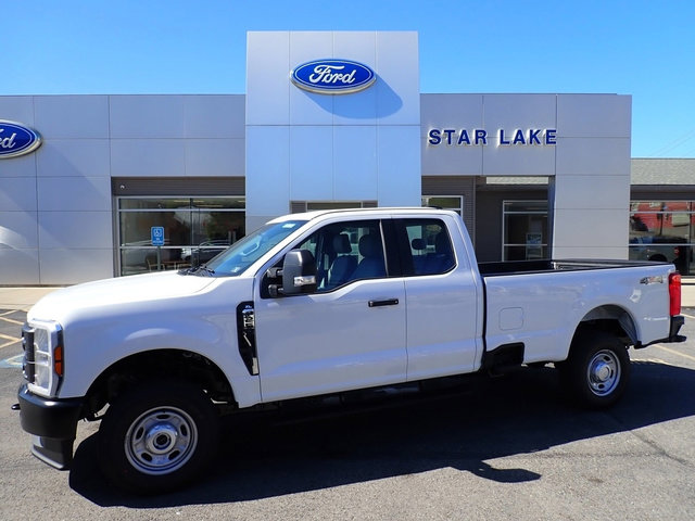 New 2026 Ford F250 XL image 1