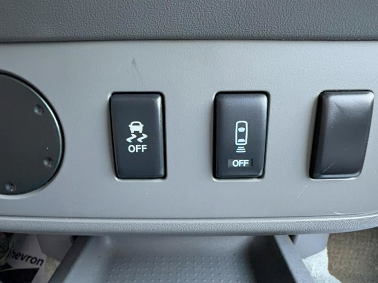 Used 2013 Nissan Frontier SV w/ SV Value Truck Pkg RWD image 12