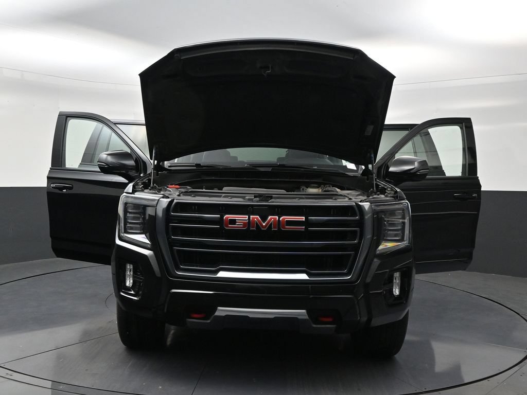 Used 2022 GMC Yukon XL AT4 AWD/4WD image 33