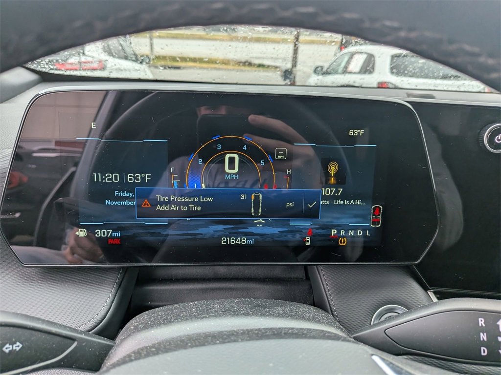 Used 2025 Chevrolet Equinox LT image 16