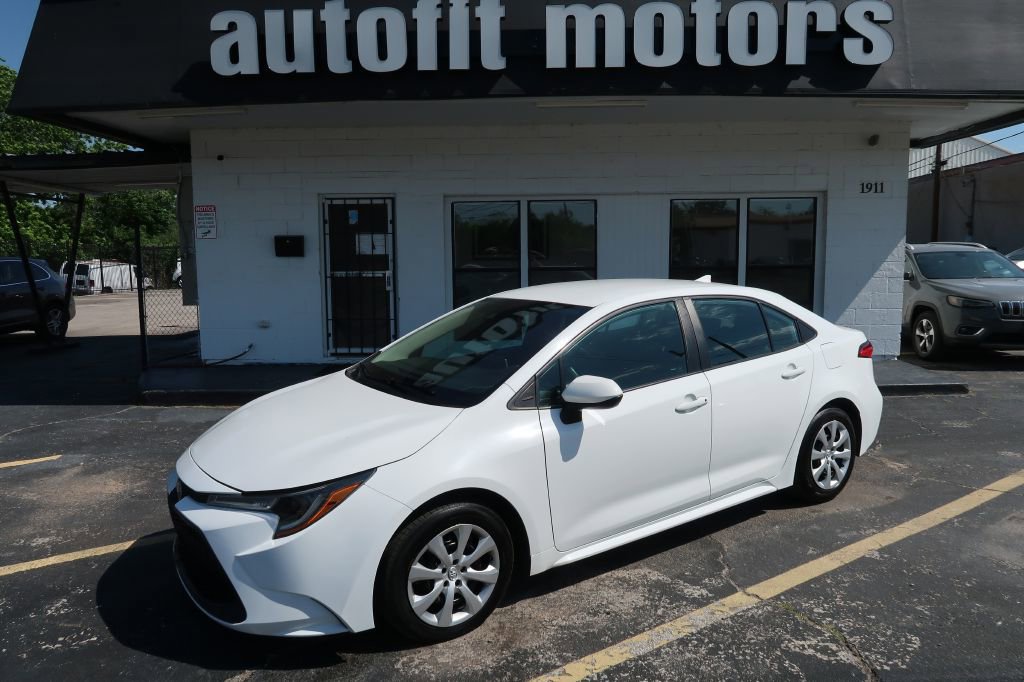 Used 2021 Toyota Corolla LE w/ Carpet Mat Package (TMS) image 1