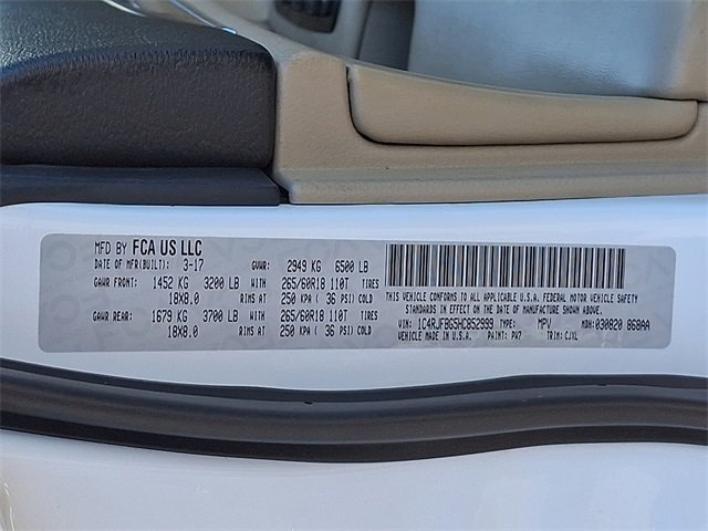 Used 2017 Jeep Grand Cherokee Limited image 30