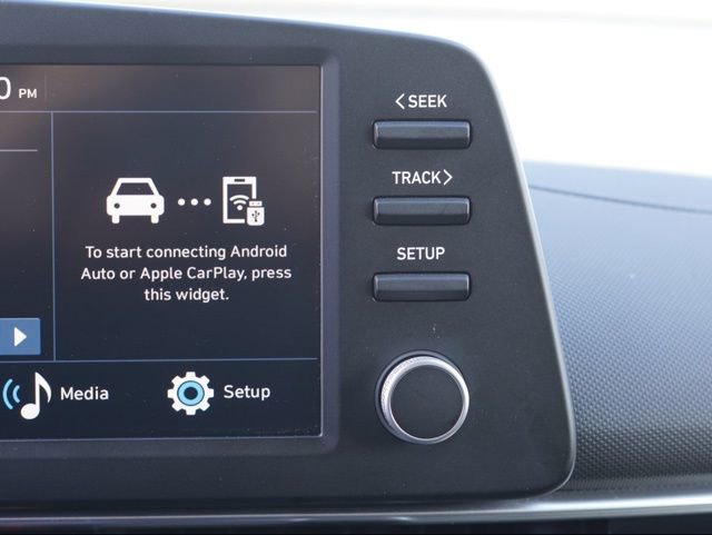 Used 2025 Hyundai Elantra SE image 21