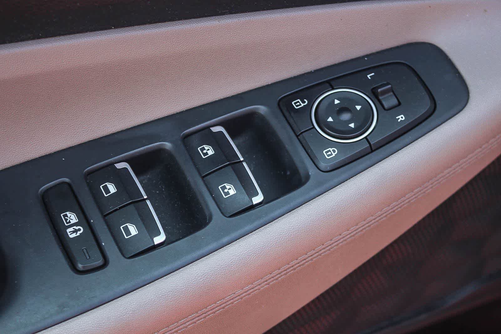 Certified 2023 Hyundai Santa Fe SEL image 28
