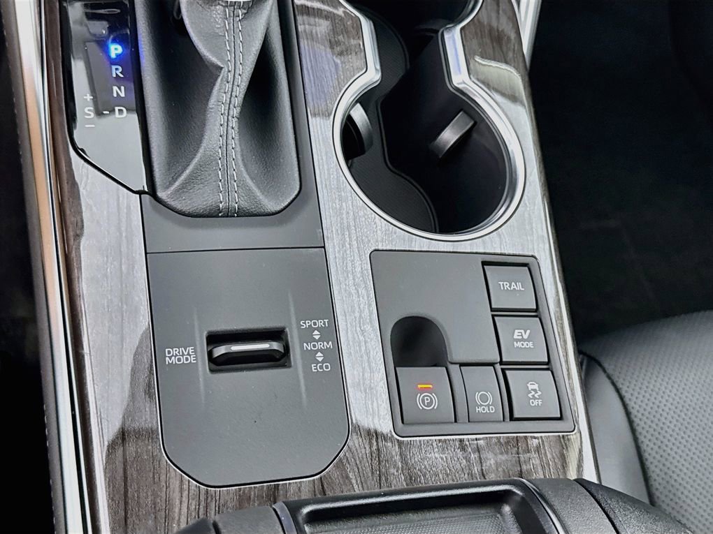 New 2026 Toyota Highlander Limited AWD/4WD image 21