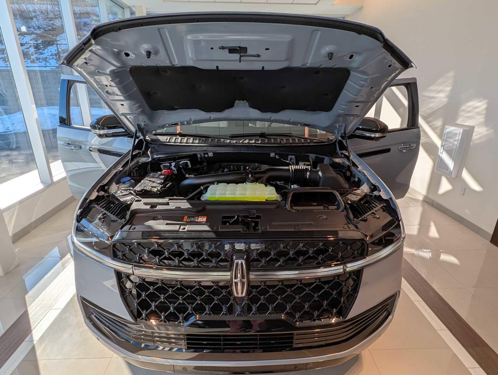 New 2026 Lincoln Navigator L Reserve w/ Jet Appearance Package image 9