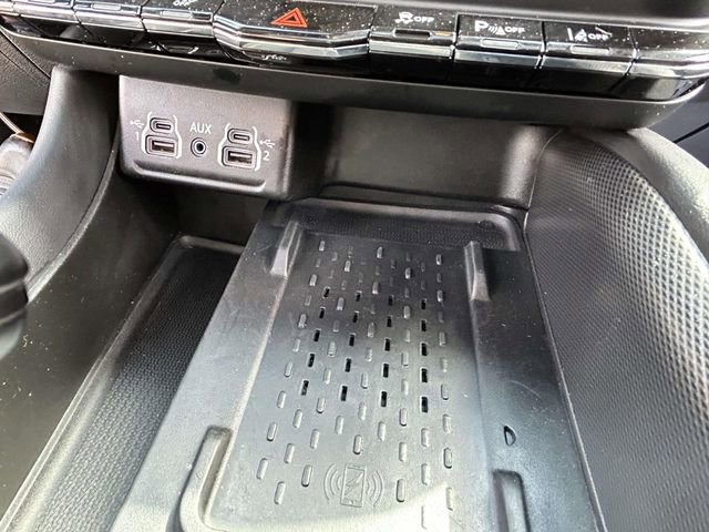 Used 2025 Dodge Durango GT AWD/4WD image 19