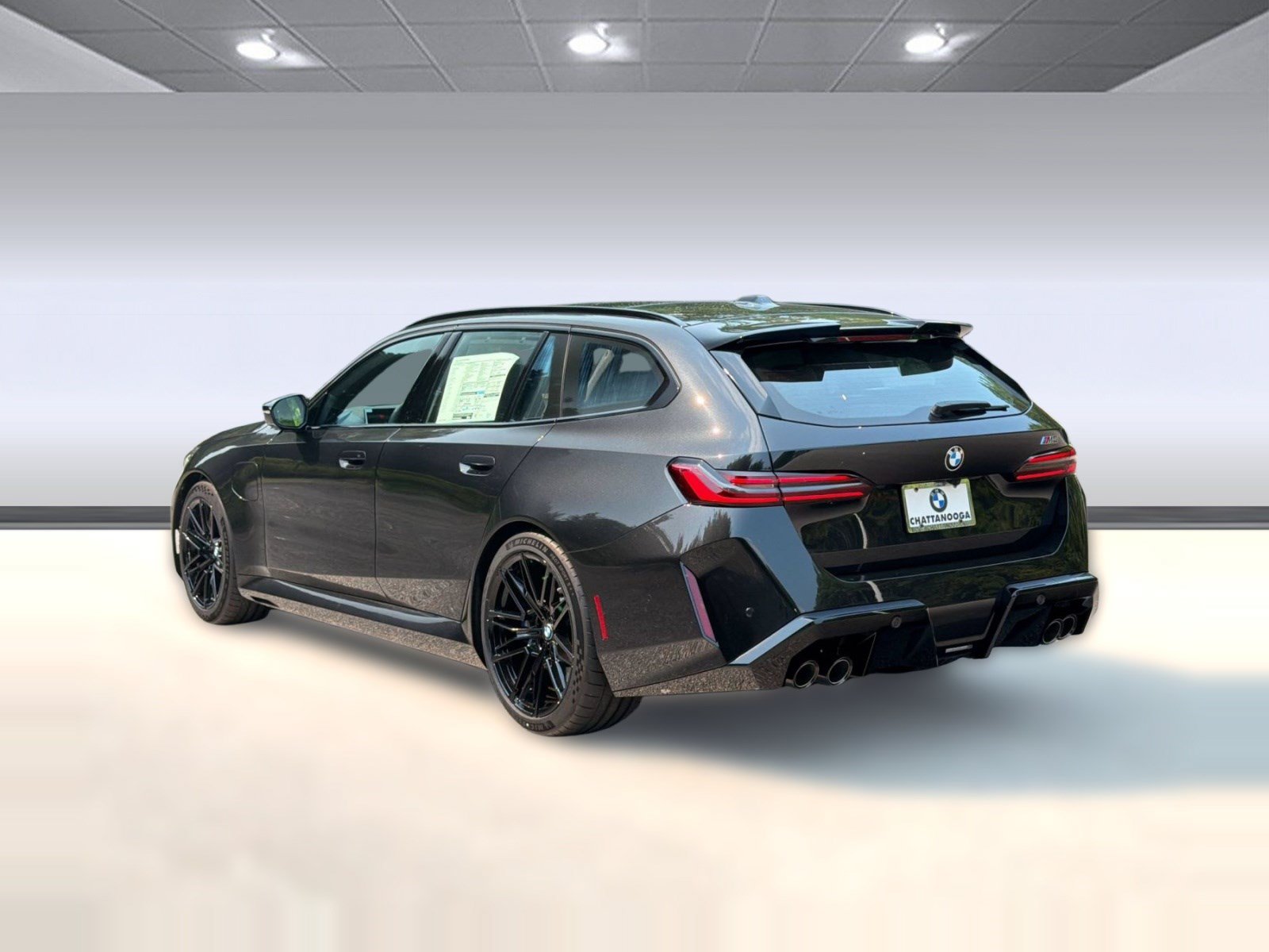 New 2027 BMW M5 Touring AWD/4WD image 3