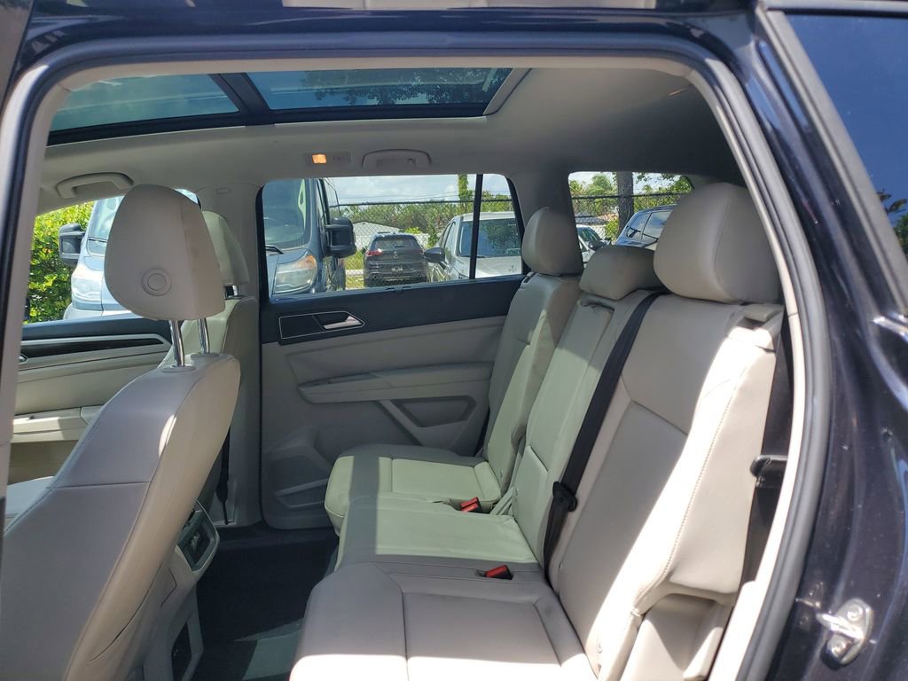 Used 2018 Volkswagen Atlas SEL FWD image 14