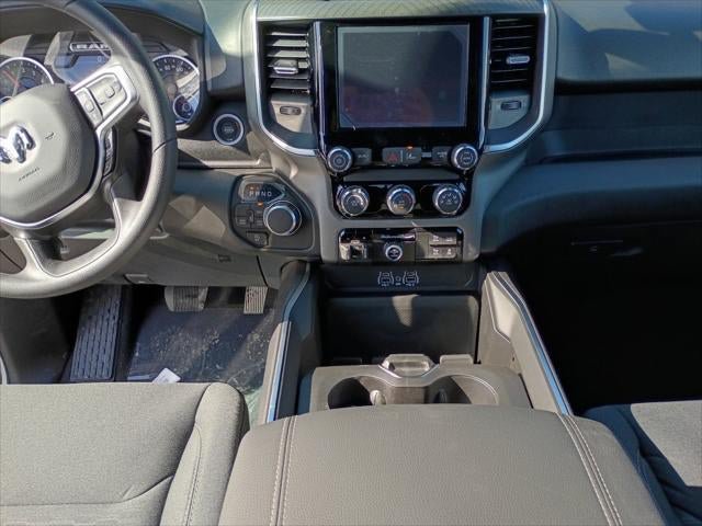New 2026 RAM 1500 Express AWD/4WD image 28