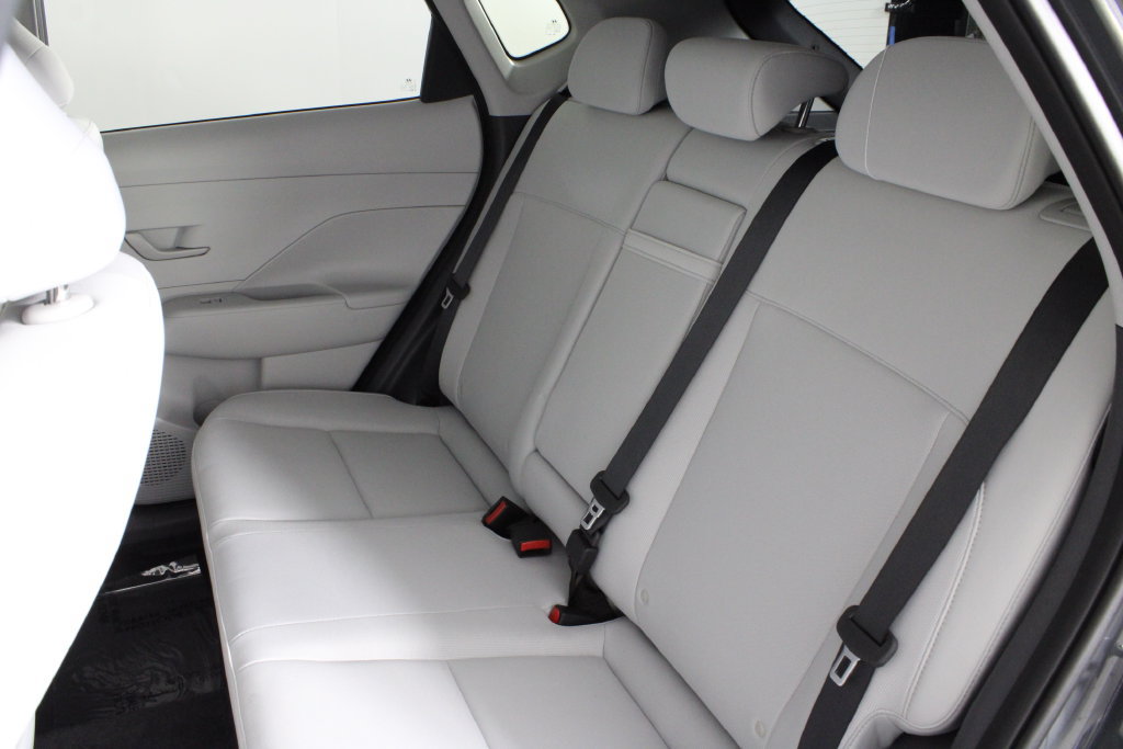 Certified 2027 Hyundai Kona SEL Sport FWD image 21