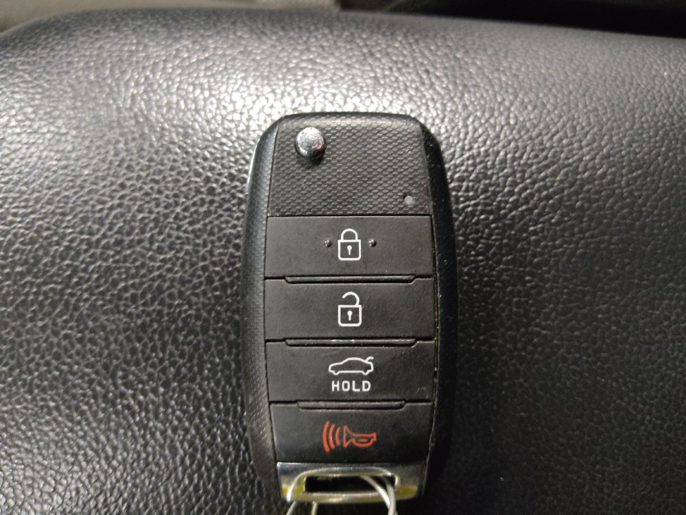 Used 2017 Kia Forte LX FWD image 32