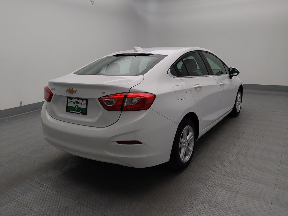 Used 2018 Chevrolet Cruze LT FWD image 9