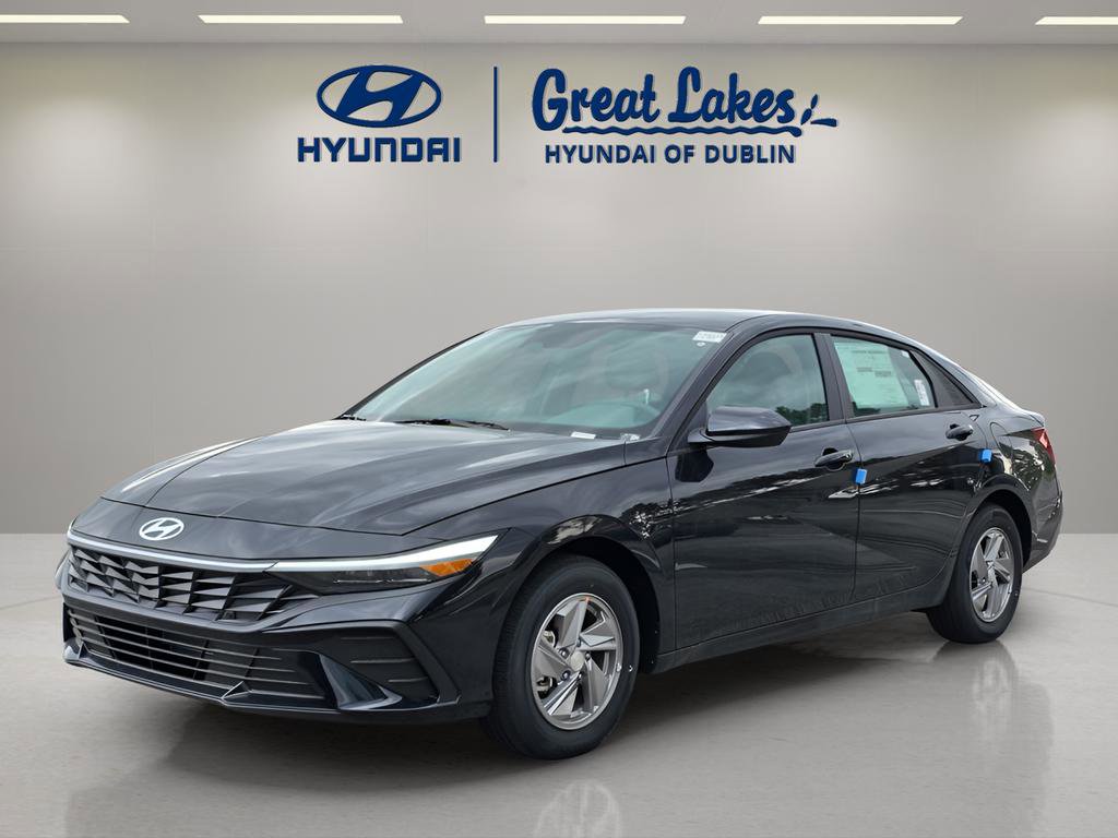 New 2026 Hyundai Elantra SE