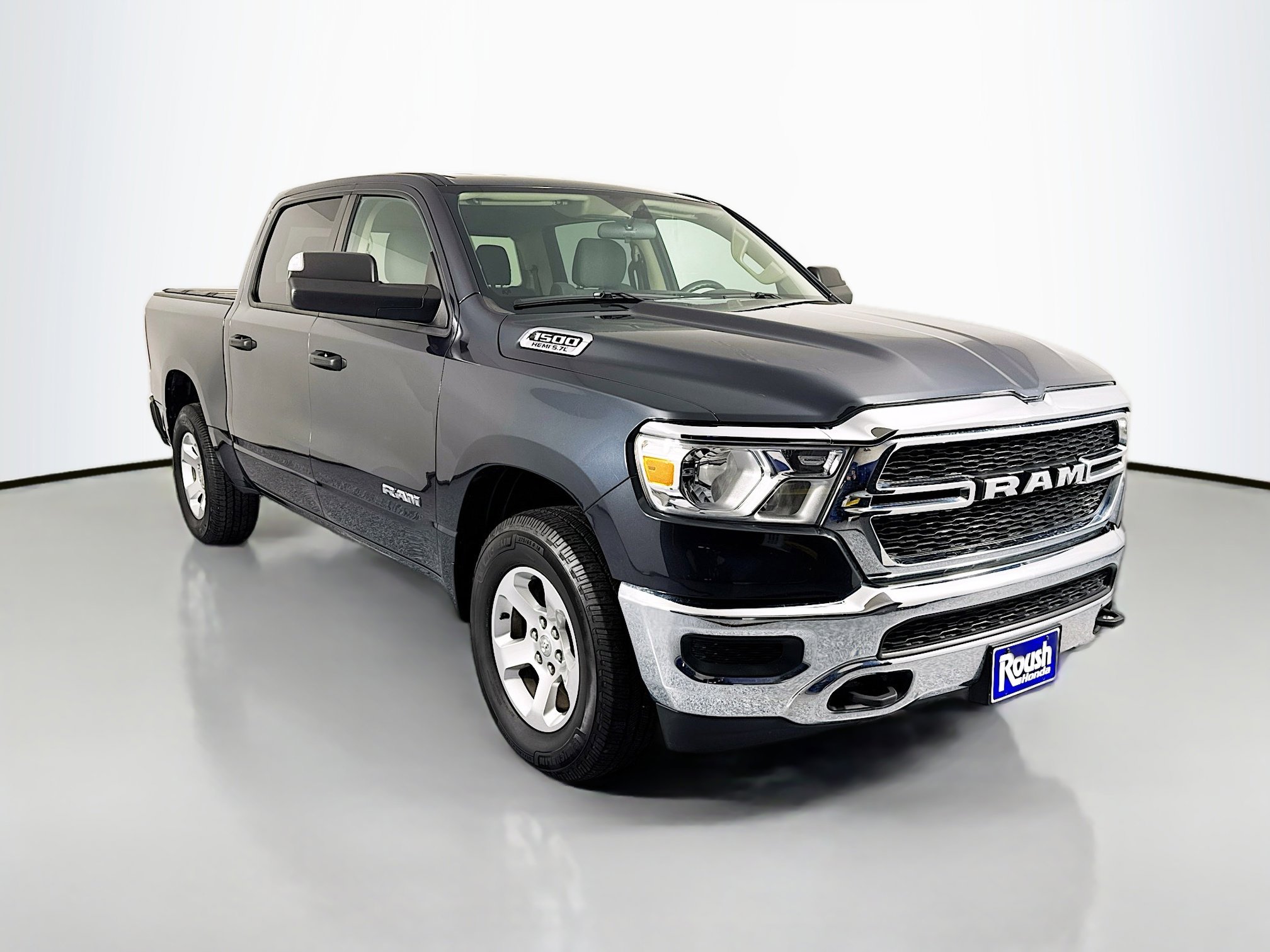 Used 2019 RAM 1500 Tradesman image 3