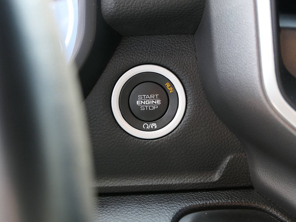 Used 2022 RAM 1500 Big Horn RWD image 19