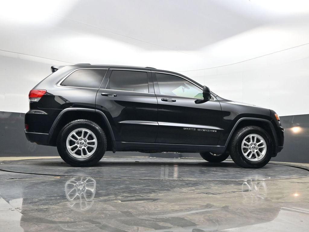 Used 2019 Jeep Grand Cherokee Laredo RWD image 33