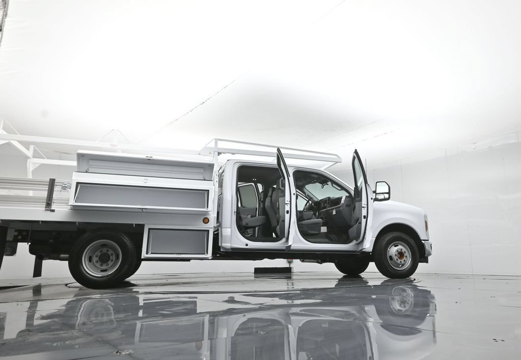 New 2026 Ford F350 XL w/ XL Chrome Package RWD image 54