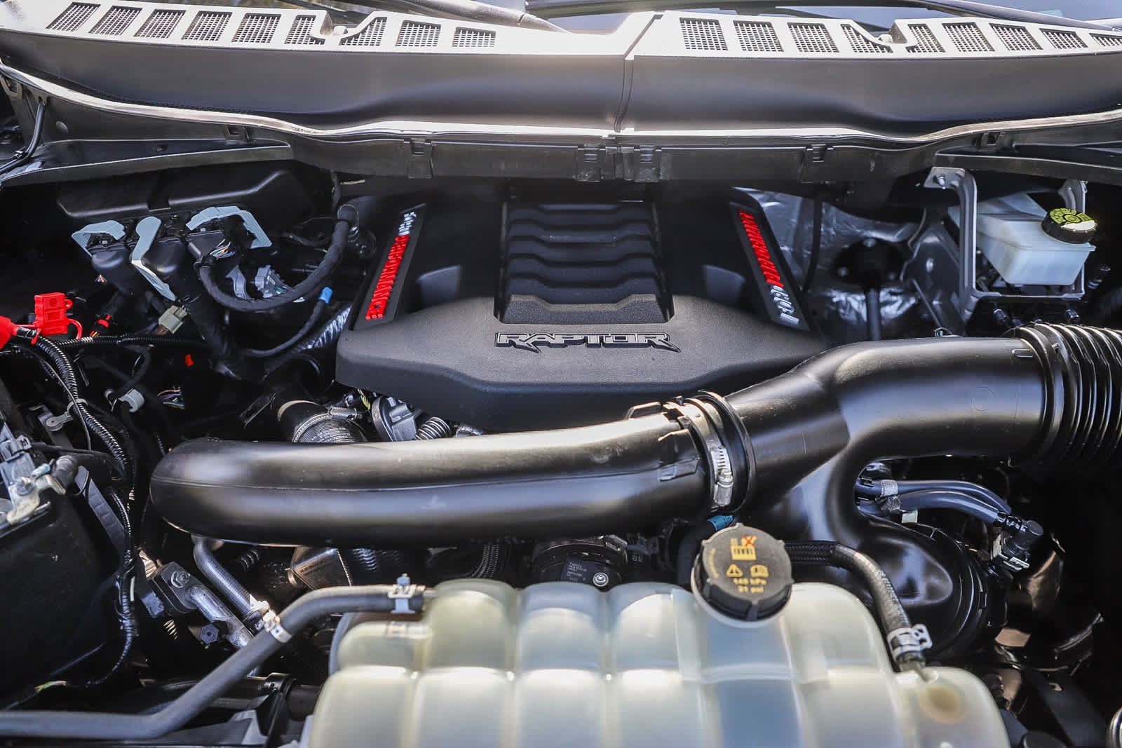 Used 2023 Ford F150 Raptor w/ Blue Interior Package AWD/4WD image 18